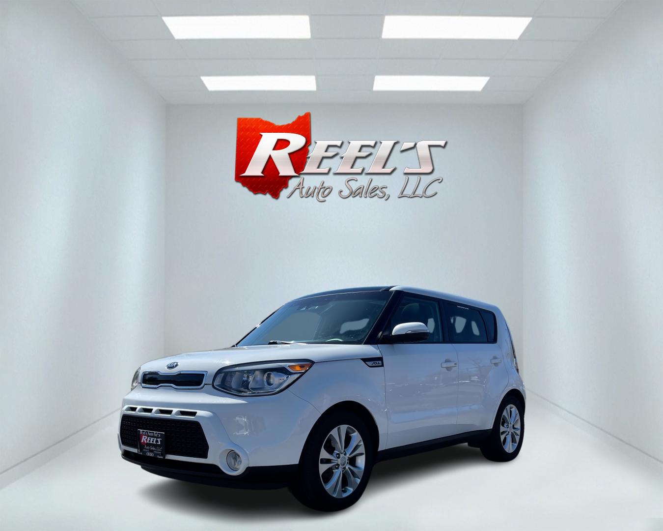 2016 White /Black Kia Soul ! (KNDJX3A52G7) with an 2.0L I4 DOHC 16V engine, 6A transmission, located at 11115 Chardon Rd. , Chardon, OH, 44024, (440) 214-9705, 41.580246, -81.241943 - Photo#0